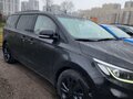 2020 Kia Carnival III, чёрный, 4250000 рублей - вид 3