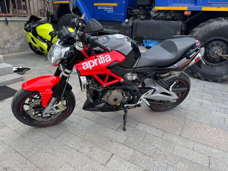 2011 Aprilia SL 750 Shiver, красный, 520000 рублей, вид 2