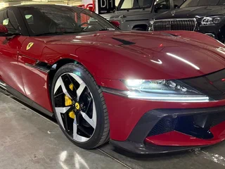 2025 Ferrari 12Cilindri, красный, 63460000 рублей, вид 3