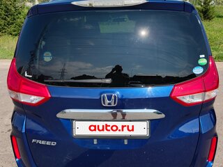 2018 Honda Freed+ II, синий, 1600000 рублей, вид 5