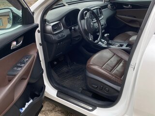 2018 Kia Sorento III Prime Рестайлинг, белый, 2900000 рублей, вид 2
