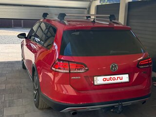 2019 Volkswagen Golf Alltrack VII Рестайлинг, красный, 1830000 рублей, вид 4