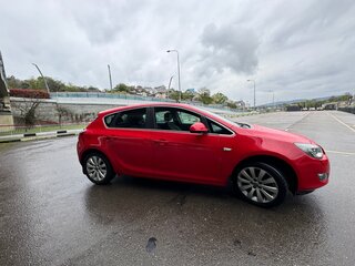 2012 Opel Astra J, красный, 900000 рублей, вид 3