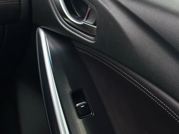 2015 Mazda 6 III (GJ) Рестайлинг, белый, 1700000 рублей - вид 7