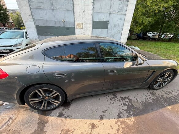 2013 Porsche Panamera I Рестайлинг, серый, 2500000 рублей - вид 1