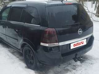 2010 Opel Zafira B Рестайлинг, чёрный, 800000 рублей, вид 3