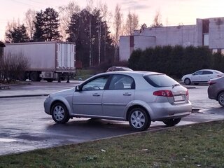 2008 Chevrolet Lacetti I, серебристый, 230000 рублей, вид 2