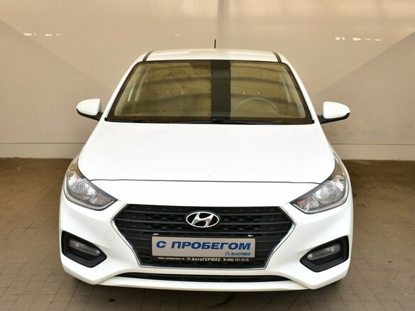 2018 Hyundai Solaris II, белый - вид 1