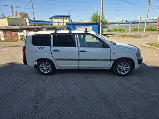 2002 Toyota Probox I, белый, 420000 рублей, вид 4