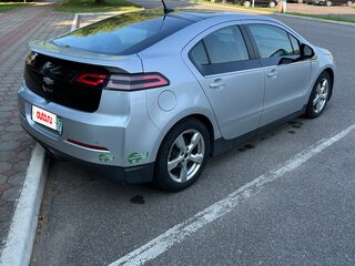 2011 Chevrolet Volt I, серебристый, 850000 рублей, вид 5