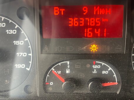 2014 Iveco Daily, белый, 2555555 рублей, вид 4