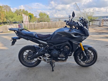 2015 Yamaha MT-09 Tracer (FJ-09), серый, 810000 рублей, вид 5