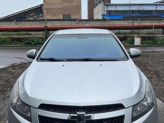 2011 Chevrolet Cruze I, серебристый, 700000 рублей, вид 3