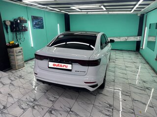 2024 Geely Emgrand II, белый, 1650000 рублей, вид 3