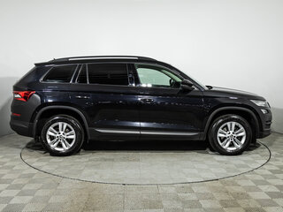 2020 Skoda Kodiaq I, чёрный, 1999700 рублей, вид 4