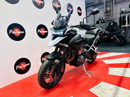2024 Triumph Tiger 1200, серебристый, 1780000 рублей, вид 4