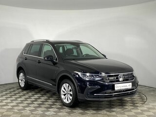2021 Volkswagen Tiguan II Рестайлинг, чёрный, 2699000 рублей, вид 3