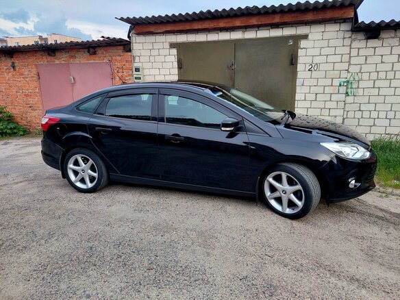 2013 Ford Focus III, чёрный, 585000 рублей - вид 3