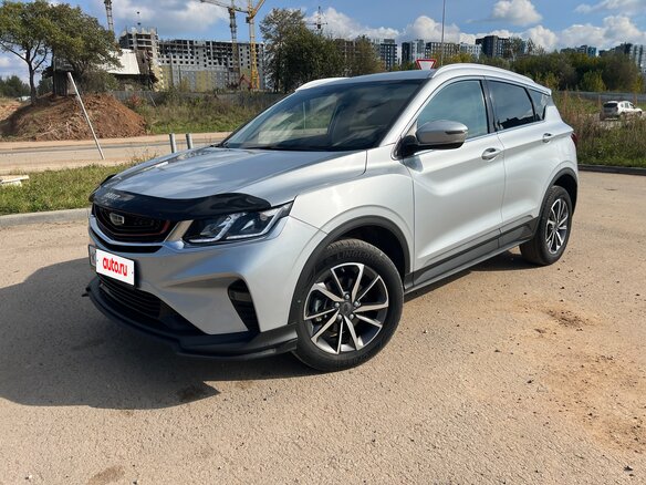 2022 Geely Coolray I, серебристый, 1470000 рублей