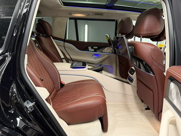 2026 Mercedes-Benz Maybach GLS 600 I Рестайлинг, чёрный, 29980000 рублей - вид 17