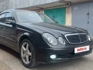 2005 Mercedes-Benz E-Класс 200 III (W211, S211), чёрный, 800000 рублей, вид 3