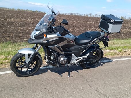 2012 Honda NC 700X, серебристый, 440000 рублей, вид 1