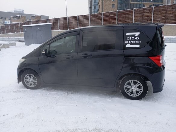 2010 Honda Freed I, фиолетовый, 850000 рублей - вид 4