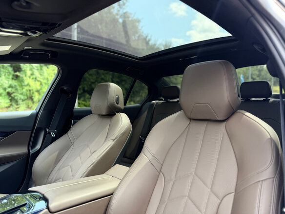 2024 BMW 5 серии 523d VIII (G60/G61/G68), серый - вид 17