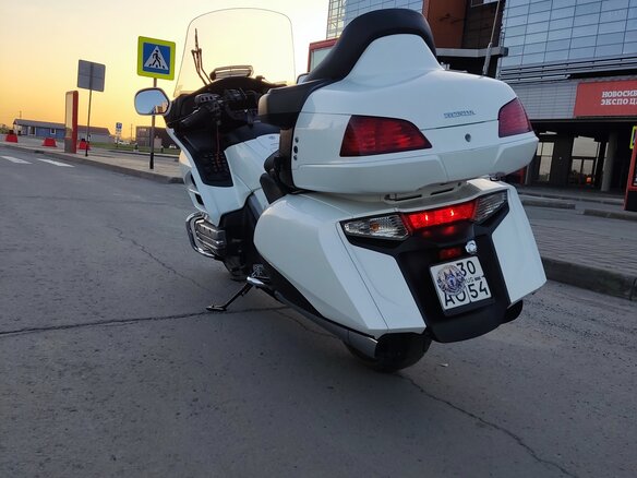 2012 Honda GL 1800 Gold Wing, белый, 1850000 рублей - вид 10