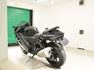 2024 Suzuki GSX 1300 R Hayabusa, чёрный, 1774000 рублей, вид 5