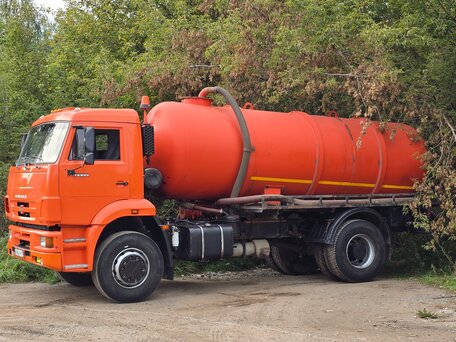 2009 КамАЗ 65115, оранжевый, 2900000 рублей, вид 1