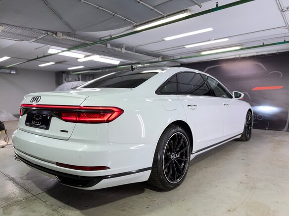 2019 Audi A8 Long 55 TFSI IV (D5), белый, 4790000 рублей - вид 19