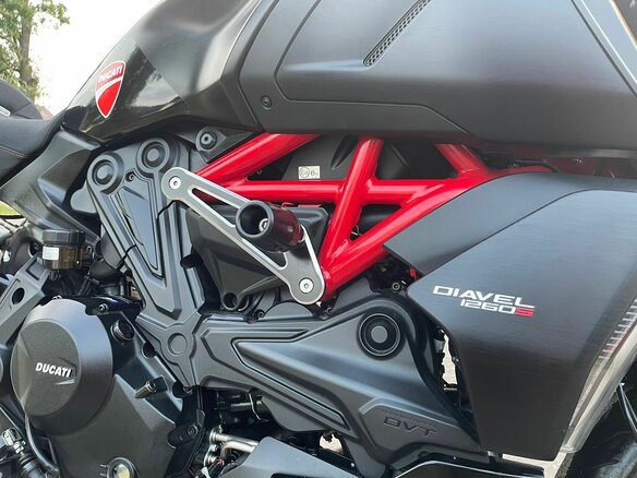 2020 Ducati Diavel, чёрный, 2000000 рублей - вид 15