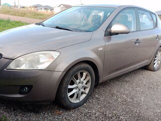 2008 Kia Ceed I, бежевый, 380000 рублей, вид 1
