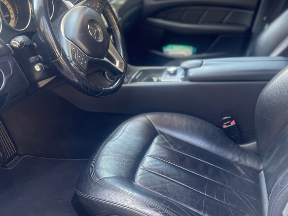 2013 Mercedes-Benz CLS 350 II (C218), белый, 2200000 рублей - вид 3