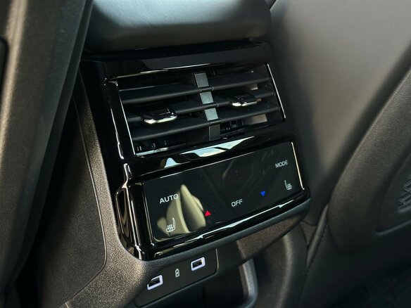 2026 Geely Monjaro I, чёрный, 4904990 рублей - вид 20