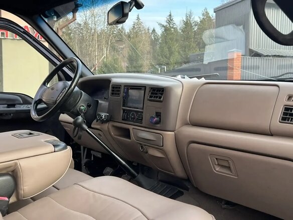 2005 Ford F-250, чёрный, 1800000 рублей - вид 13