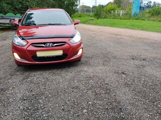 2011 Hyundai Solaris I, красный, 850000 рублей, вид 2
