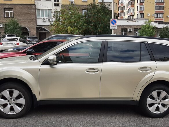 2010 Subaru Outback IV, золотистый, 1349000 рублей - вид 7