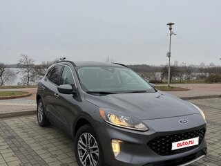 2021 Ford Escape IV, серый, 1490000 рублей, вид 3