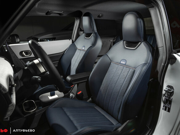 2024 Mini Hatch C IV (F65/F66/J01), белый - вид 12