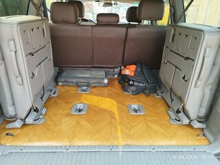 2005 Toyota Land Cruiser 100 Series Рестайлинг 2, чёрный, 2700000 рублей, вид 4