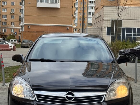 2007 Opel Astra H Рестайлинг, чёрный, 355000 рублей - вид 1