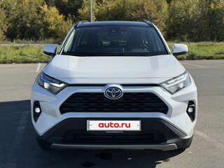 2023 Toyota RAV4 V (XA50), белый, 4200000 рублей, вид 2