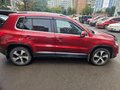2012 Volkswagen Tiguan I Рестайлинг, красный, 1475000 рублей - вид 2