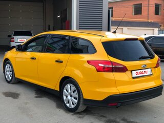 2016 Ford Focus III Рестайлинг, жёлтый, 550000 рублей, вид 2