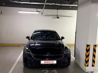 2019 Kia Stinger I, синий, 2480000 рублей, вид 4