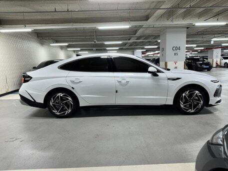 2025 Hyundai Sonata VIII (DN8) Рестайлинг, белый, 3450000 рублей, вид 4