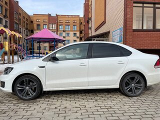 2018 Volkswagen Polo V Рестайлинг, белый, 950000 рублей, вид 5