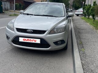 2008 Ford Focus II Рестайлинг, серебристый, 500000 рублей, вид 3